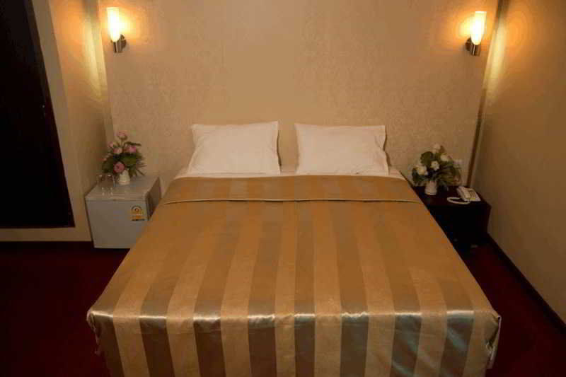 Visiting Card Hotel & Resort Bangkok Exterior foto