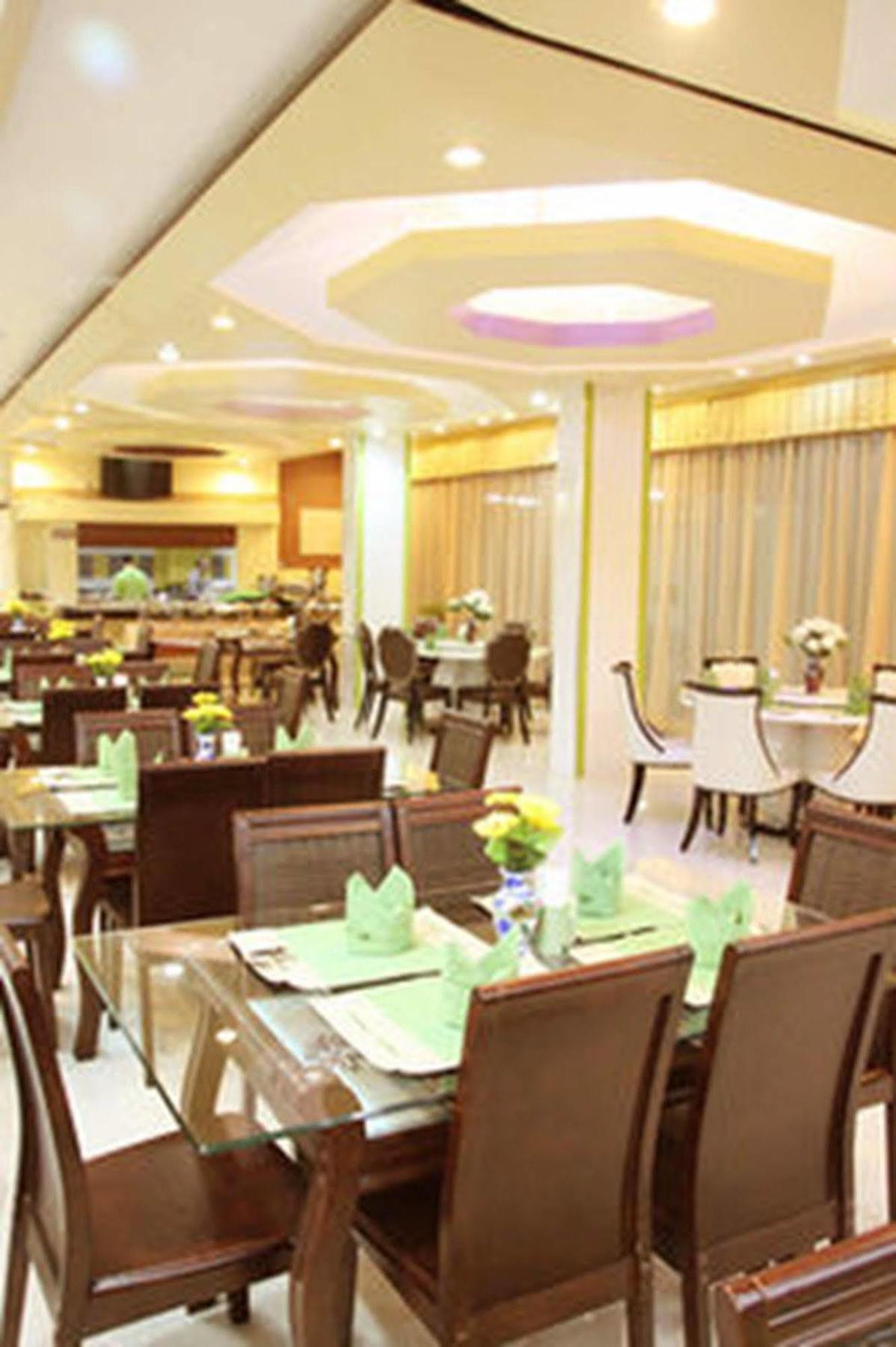 Visiting Card Hotel & Resort Bangkok Exterior foto